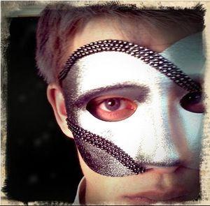 les 1ères photos de la bande annonce du livre Clockwork Prince jem_clockwork_prince_la_cit__des_t_n_bres_les_chasseures_d_ombres