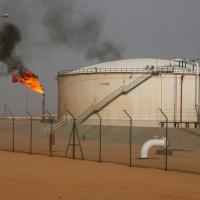 Libye: les cours du pétrole plutôt prudents