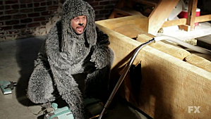 Critiques Séries : Wilfred US. Saison 1. Episode 11. vlcsnap-2011-08-26-15h59m15s142.png