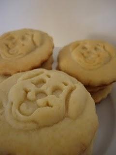 Ronde interblog : Petits sablés aux amandes Ronde interblog : Petits sablés aux amandes