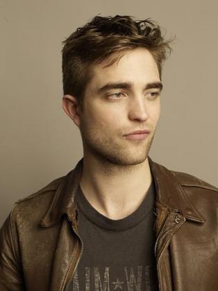 De nouvelles images de Robert Pattinson pour TV Week