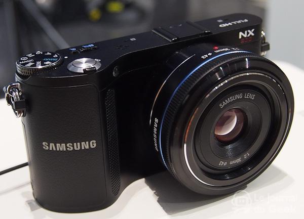 OLYMPUS DIGITAL CAMERA samsung nx200 live 01 Le Samsung NX200 en photos