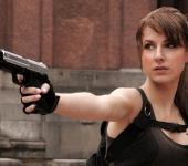 lara_croft__shooting_by_lena_lara-d3krh21