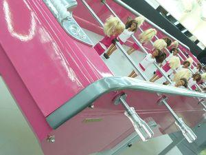Le foot dans tous ses états 1 babyfoot barbies