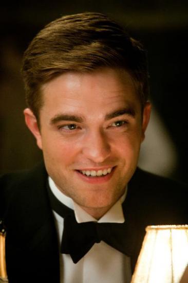 Nouvelles images de Robert Pattinson dans WFE