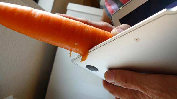 macbook-air-couteau macbook air couteau Apple se lancerait il dans les ustensiles de cuisine ?