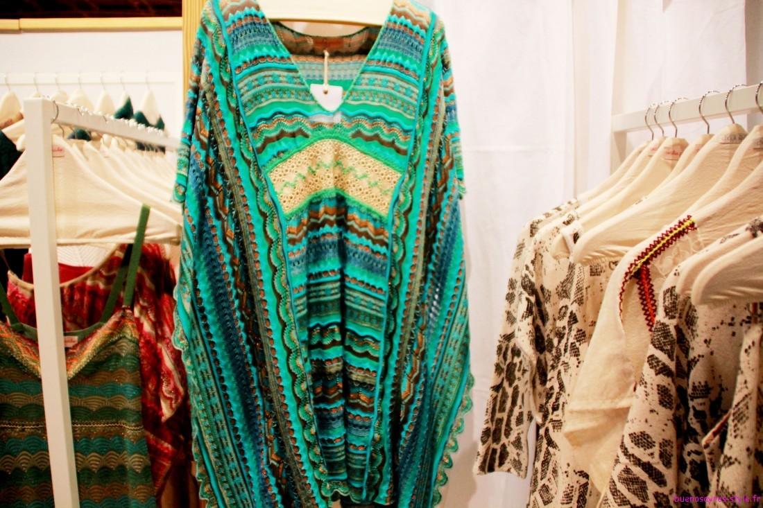 Cecilia Prado Cecilia Prado tricotant le Brésil