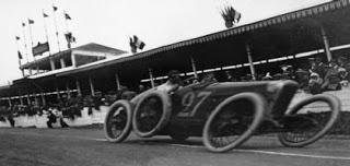 Qu'est-ce que l'accélération sociale? Qu'est-ce que l'accélération sociale?