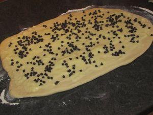 Escargots briochés à la crème pâtissière et pépites de chocolat IMG_2528