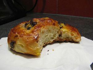 Escargots briochés à la crème pâtissière et pépites de chocolat IMG_2538