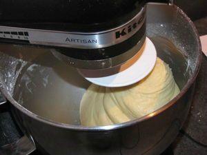 Escargots briochés à la crème pâtissière et pépites de chocolat 61136587_p