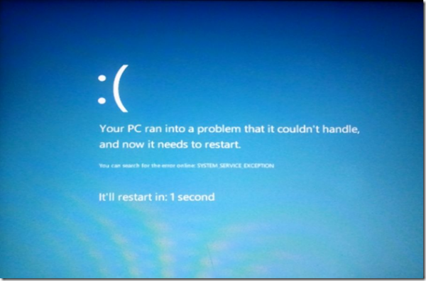 BSOD windows 8 600x396 Un nouveau Blue Screen of Death pour Windows 8
