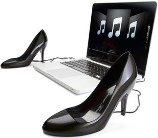 gimme-tunes-stylish-yet-craptastic-usb-speakers-for-fashion.jpg