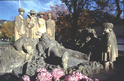 Monument aux morts de Lodève Les Lettres Françaises revue culturelle littéraire