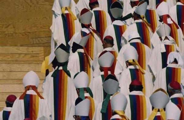 va700_29241s Les sapes du Pape