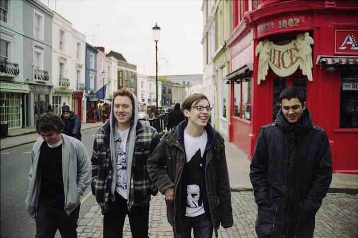 BOMBAY BICYCLE CLUB – A DIFFERENT KIND OF FIX