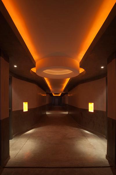 couloir-Crystal-Hotel-Marrakech-maroc-blog-hoosta-magazine-paris