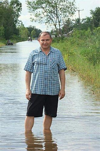 18 septembre 2011: Udonthani, innondations à Nong Sam Rong. DSCF0111 (Small)