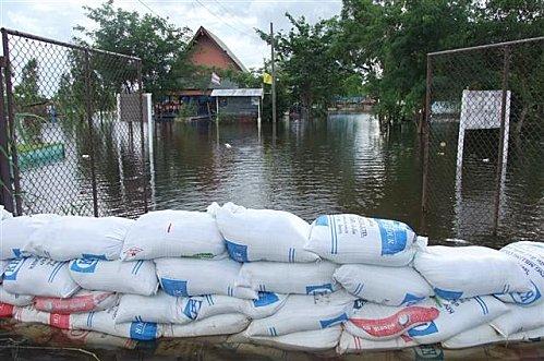 18 septembre 2011: Udonthani, innondations à Nong Sam Rong. DSCF0103 (Small)