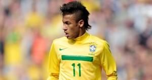 Neymar : « Je reste à Santos »
