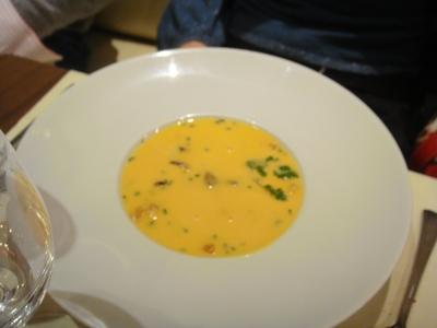 20091017 violon d ingres 01 potiron (ChrisoScope) 20091017 violon d ingres 01 potiron Le Violon dIngres (Christian Constant), 75007 Paris (ChrisoScope)