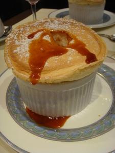 20091017 violon d ingres 03 souffle caramel (ChrisoScope) 20091017 violon d ingres 03 souffle caramel Le Violon dIngres (Christian Constant), 75007 Paris (ChrisoScope)