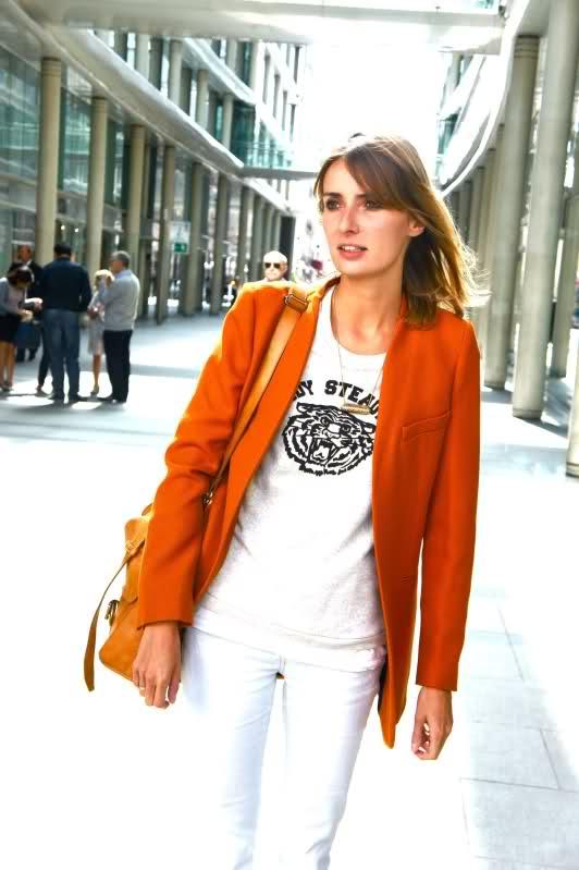 Place du marché saint Honoré Image and video hosting by TinyPic