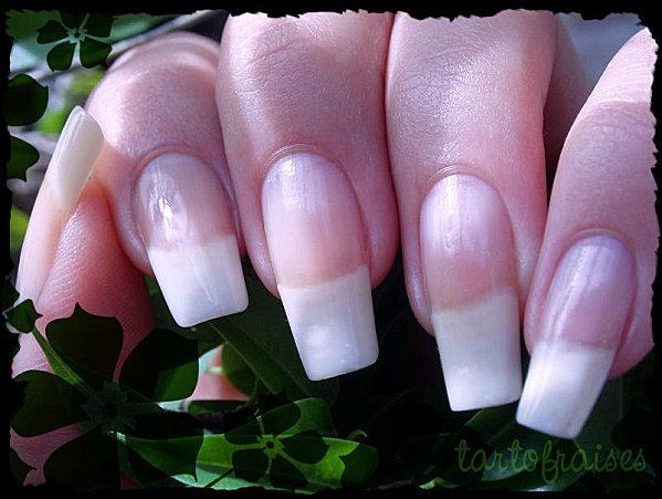 Manucure effet très naturel - Trompe l'oeil ! P1010001