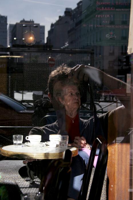 Les photos des 7, 8 et 9 octobre autoportrait au café