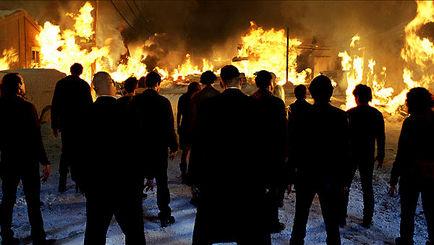 30 Jours de nuit. Image hébergée par servimg.com