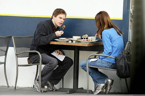 Michael C. Hall et Jennifer Carpenter en train de “bruncher”