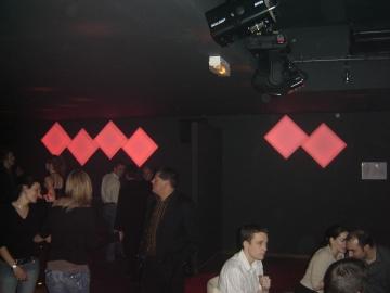 B-floor's Review B-floor's Review