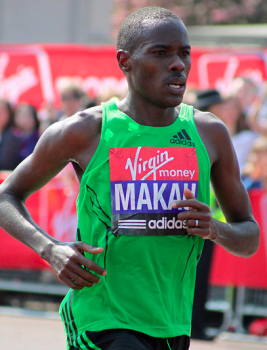makau Nouveau record du monde du marathon (2:03:38) !
