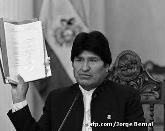 Forêt amazonienne : le président bolivien recule devant la pression des indigènes Forêt amazonienne : le président bolivien recule devant la pression des indigènes