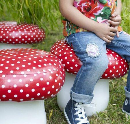Poufs originaux pour les enfants mushroom stool