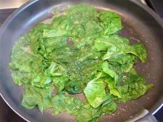 P1110745 (Medium) OEUF COCOTTE AUX CEPES & SA CREME AU PARMESAN