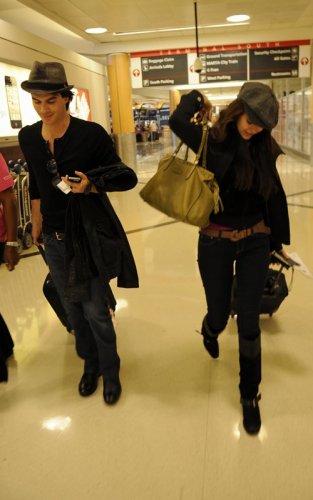 Nina et Ian partent pour New York nina-ian-100111-2