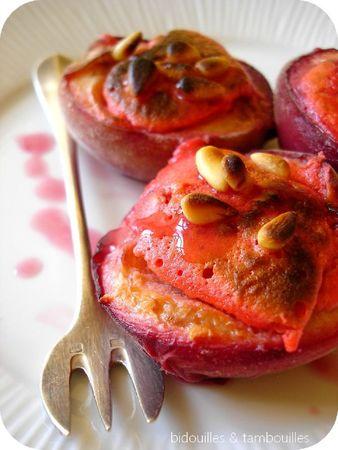 °pêche de vigne & amande° pêche vigne farcies amande 290911