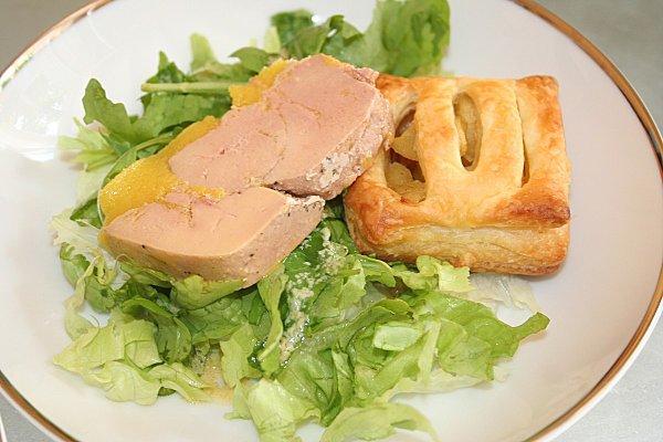 chausson-pomme-foie-gras2.jpg