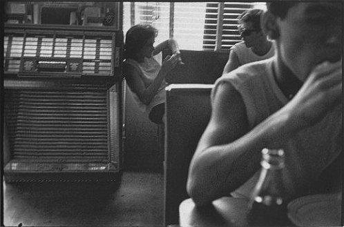 Brooklyn teen gang, 1959 Jukebox-520x344
