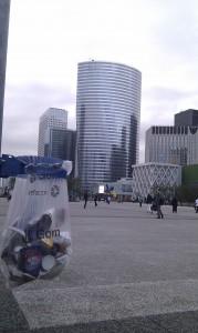 IMAG0153 Vision depuis la dalle de la Défense !