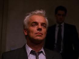 Les hommes are not what they seem (Twin Peaks II)