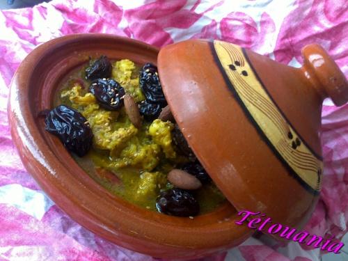 Tajine viande de veau pruneaux et amande