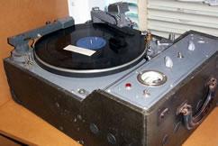 APPEL A CONTRIBUTION? TURNTABLE