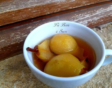 Poires pochées au sirop de pain d'épices Poires pochées 2
