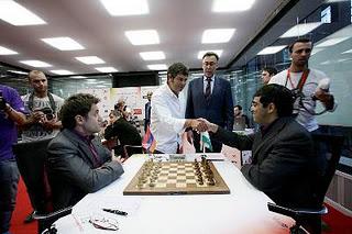 Echecs à Bilbao : Ronde 9, Levon Aronian (2807) 1-0 Viswanathan Anand (2817) © site officiel 