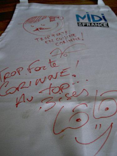 Escalope de foie gras et sa tuile sur lit de mirabelles et compotée d'oignons PICT1936.JPG