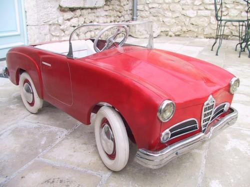 Alfa Romeo à pédales ! Image-853D231A923711DA.jpg