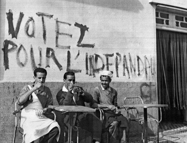 Asymétrie historique Asymétrie historique