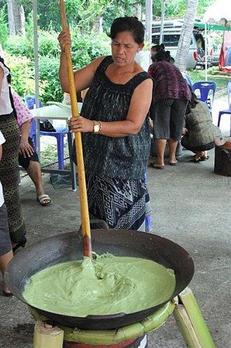 12 octobre 2011: Udonthani. Ban Na Kha. 2eme Festival du tissu DSCF0138 (Medium)